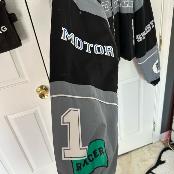 PrettyLittleThing Speed Racer jacket - Picture 4 of 5